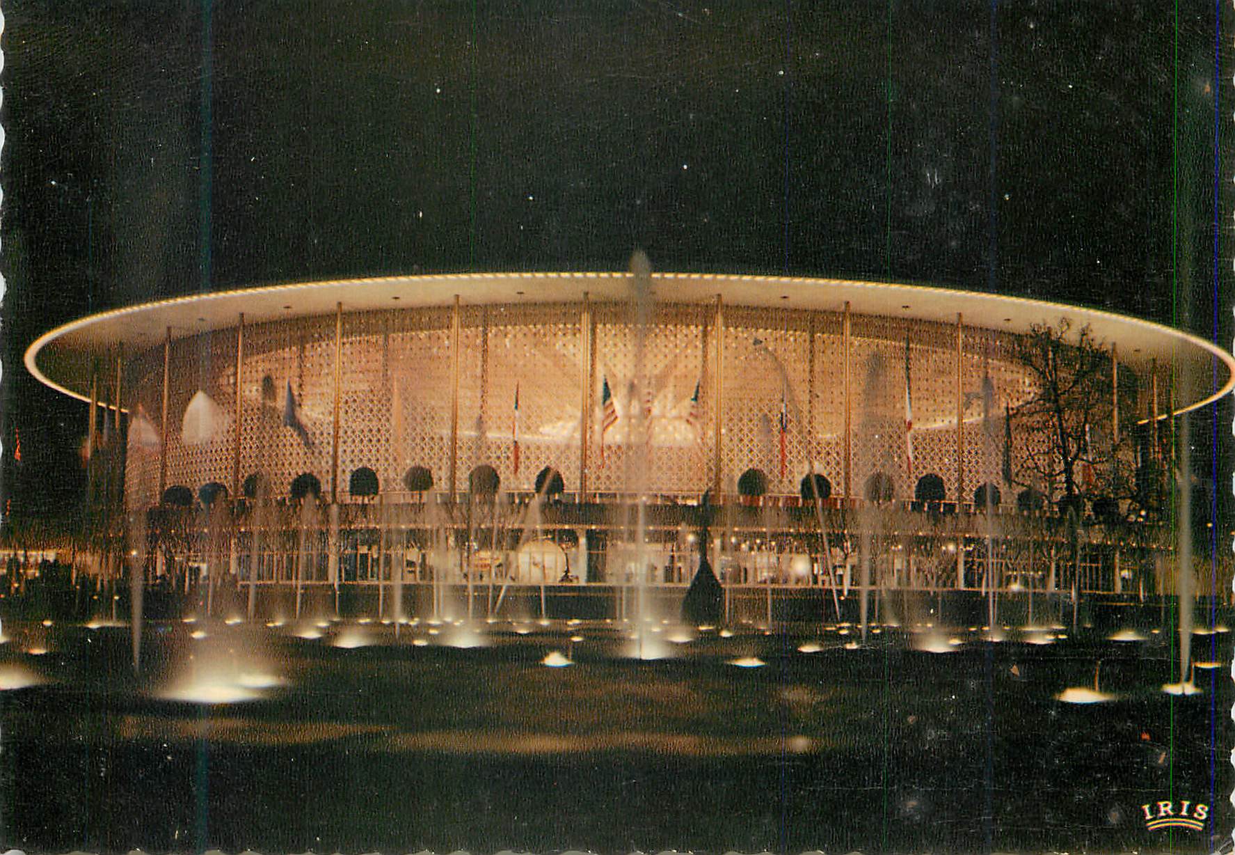 CPM Exposition Universelle et Internationale de Bruxelles 1958 USA Vue Nocturne du Pavillon