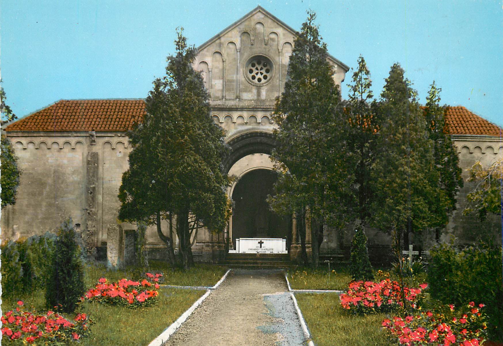 CPM Gravelotte (Moselle) La Crypte et Cimetiere Militaire 1870