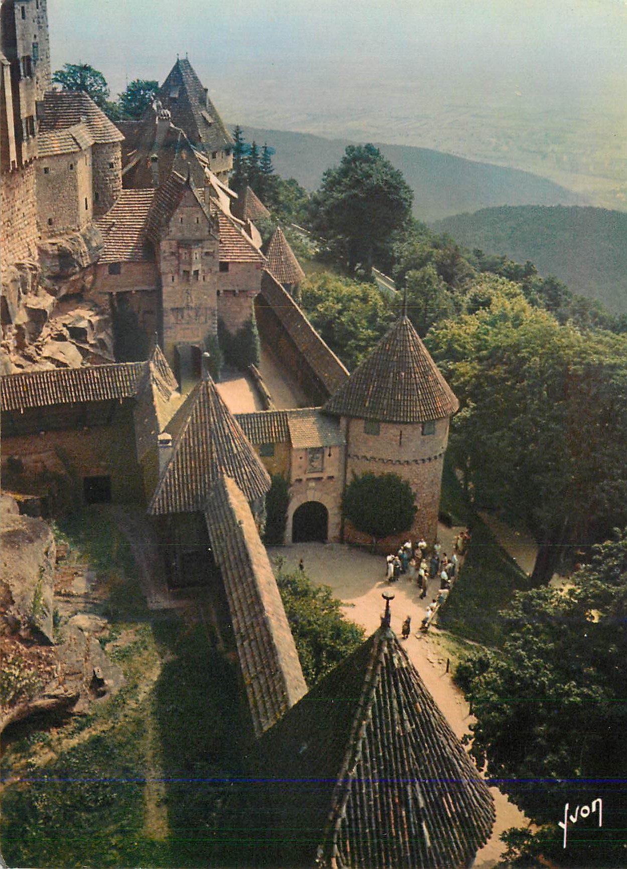 CPM Haut Koenigsbourg (Alt 765m) L'Alsace Couleurs et Lumiere de France