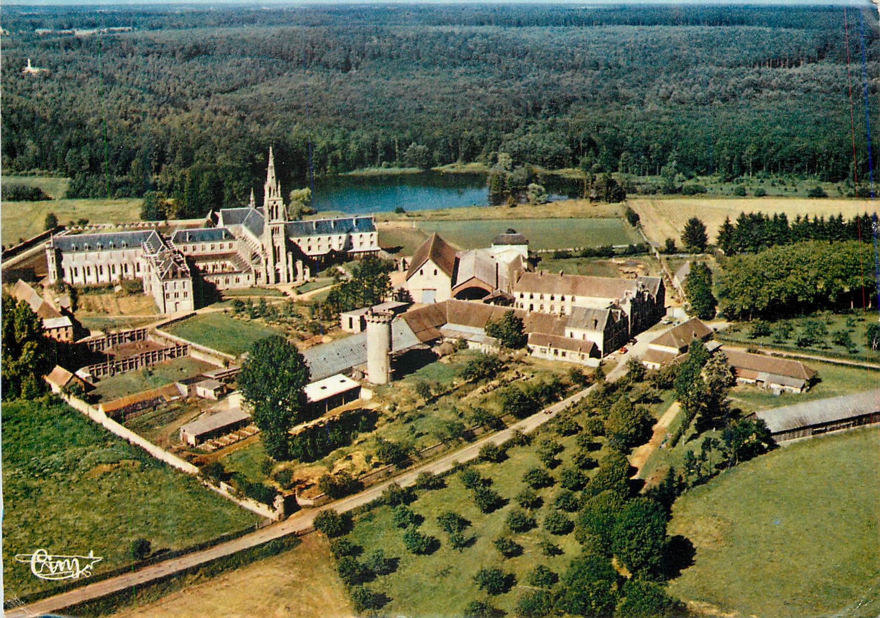 Abbaye de Gethsemani — vue aérienne — Ciry