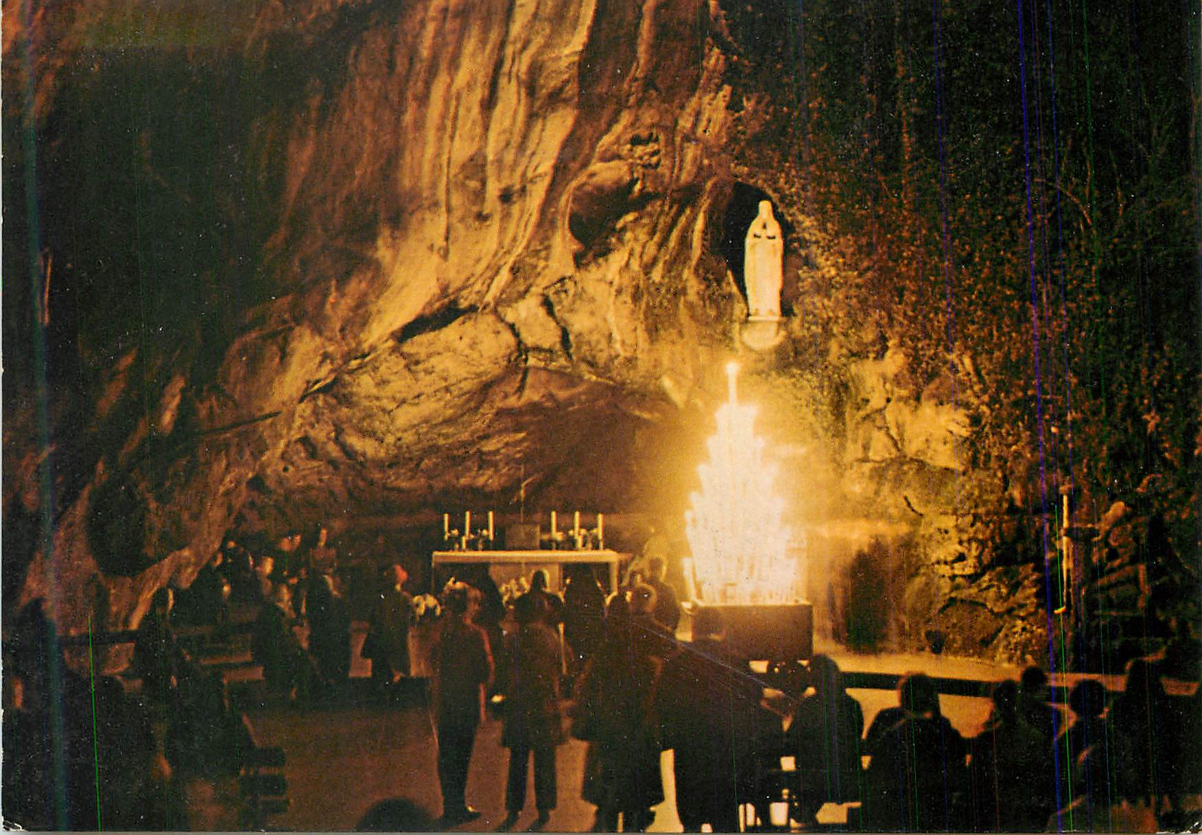 CPM Lourdes La Grotte de Nuit