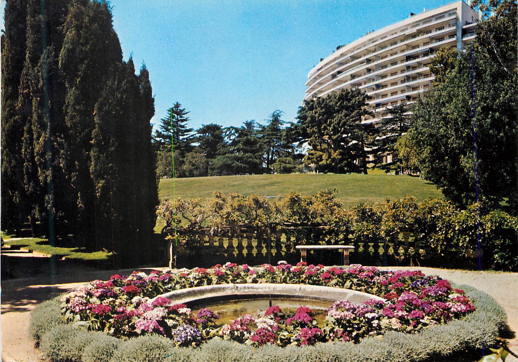 CPM Cannes Residence Saint Michel Le Parc
