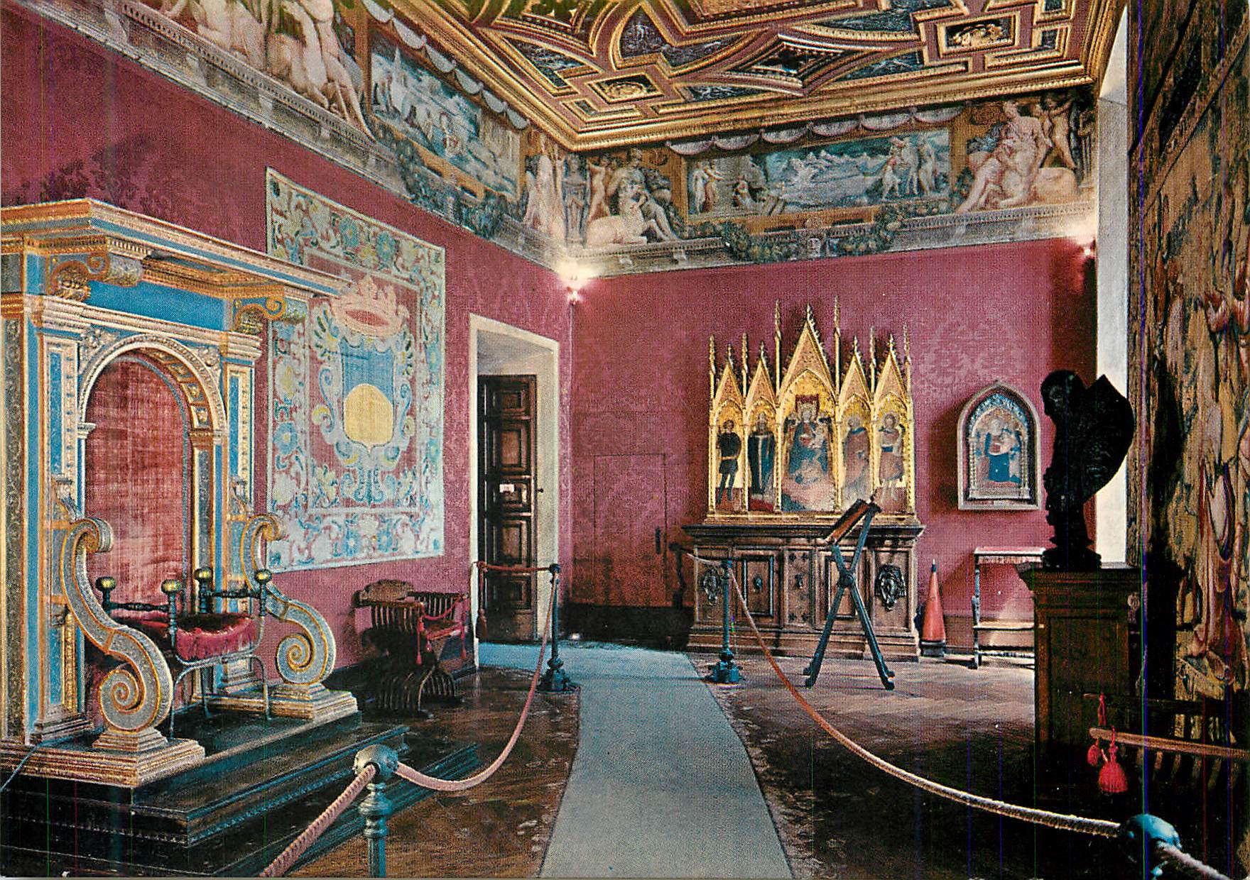 CPM Roma Museo Nazionale di Castel S Angelo La Salle du Persee