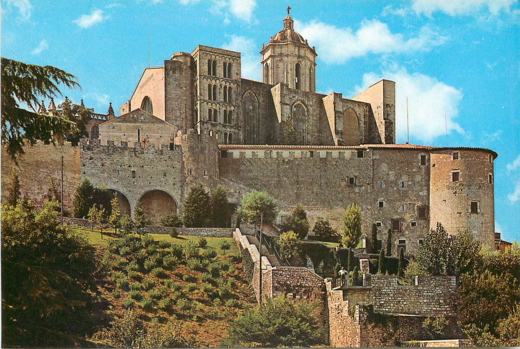 CPM Gerona Paseo Arqueologico y la Catedral