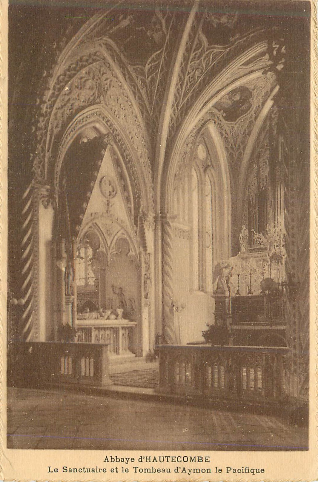 Abbaye d'HAUTECOMBE — Le Sanctuaire et le Tombeau d'Aymon le Pacifique