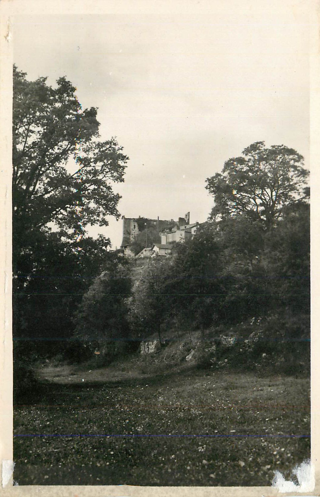 CPM Greolieres (A M) Le Vieux Chateau