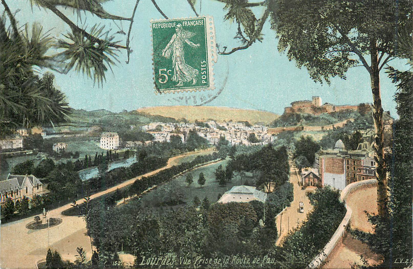 CPA Lourdes Vue prise de la Route de Pau