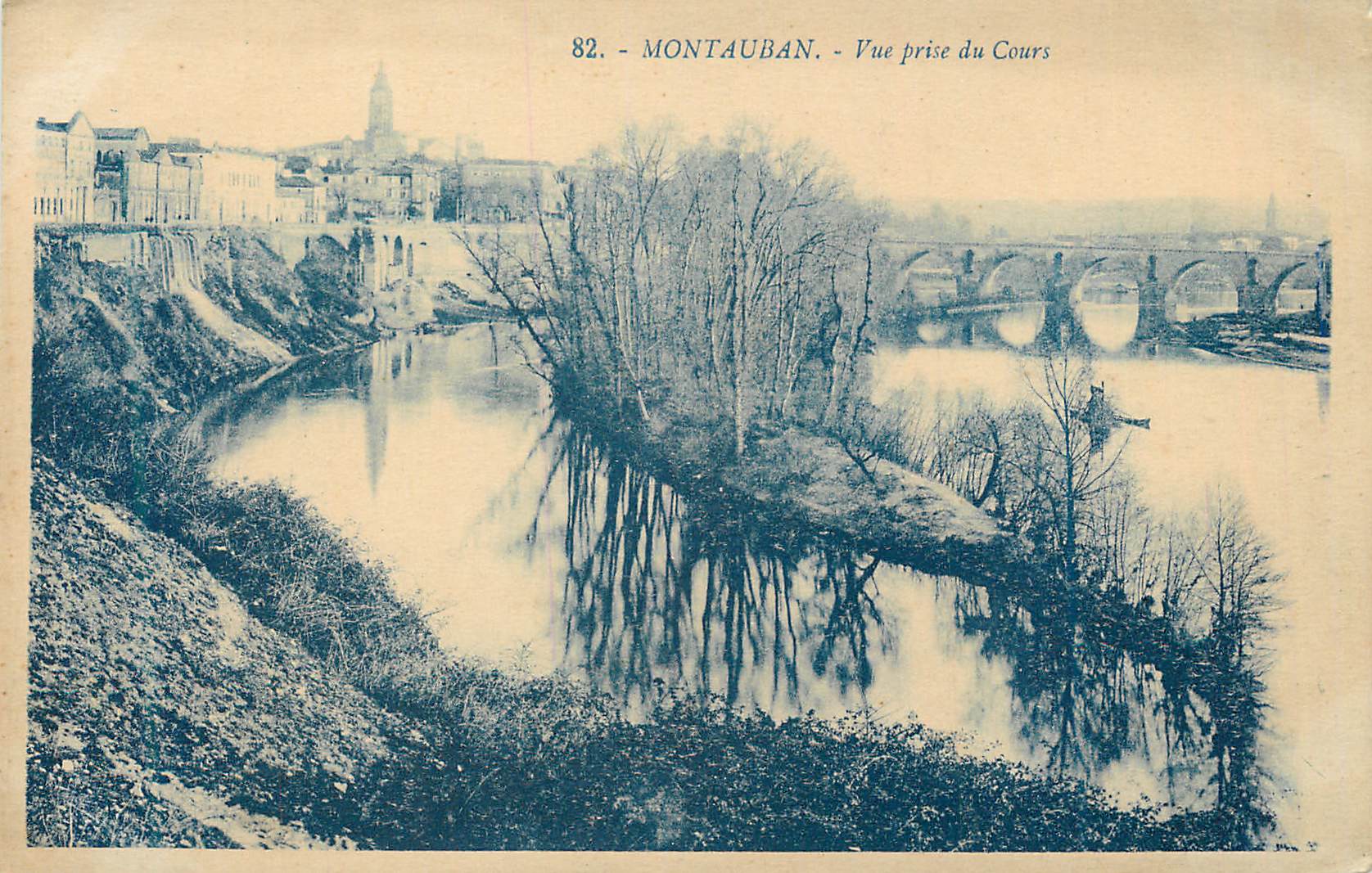 CPA Montauban Vue prise du Cours