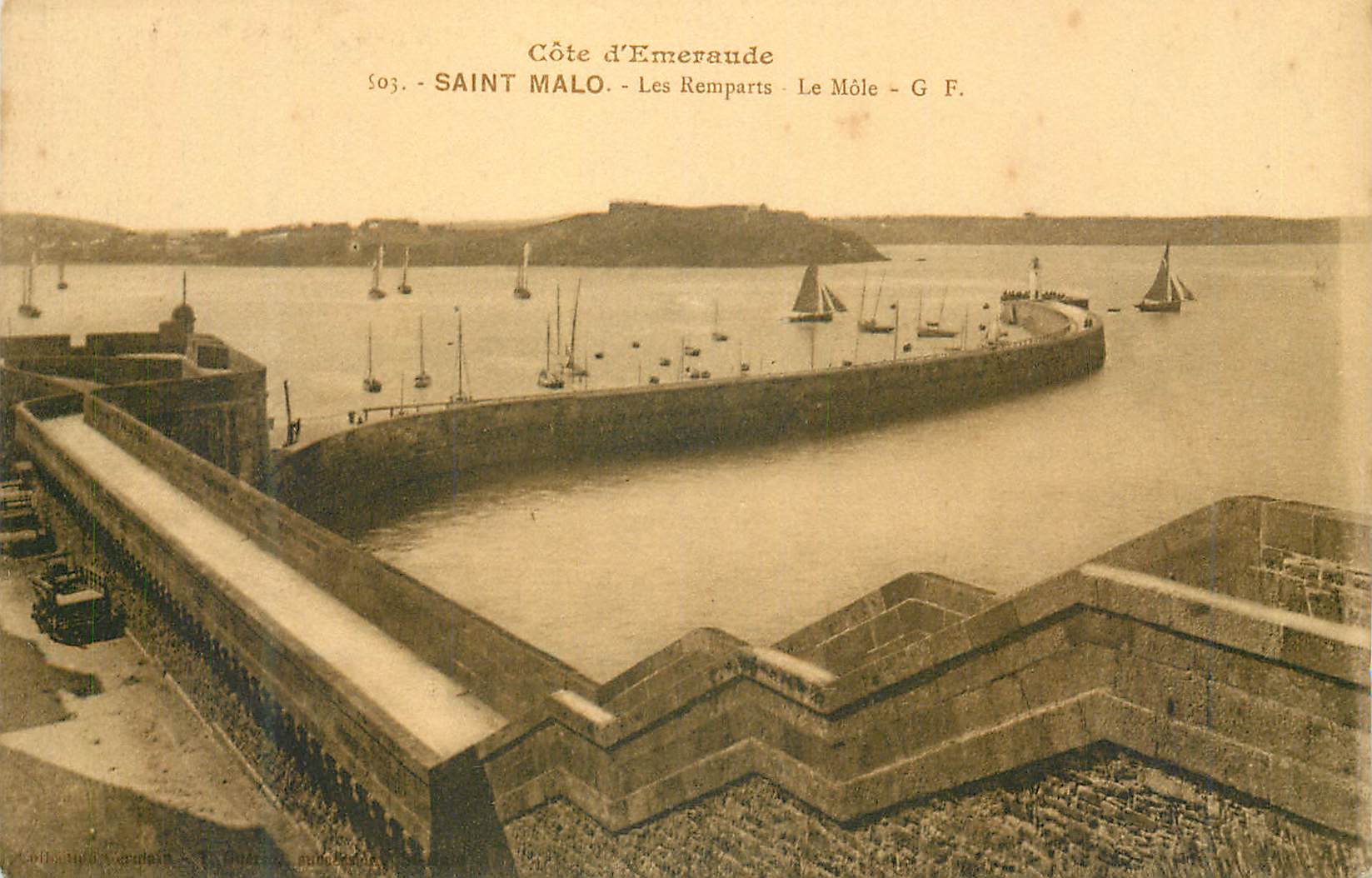 Saint-Malo - Les Remparts - Le Môle - G F. - Côte d'Émeraude