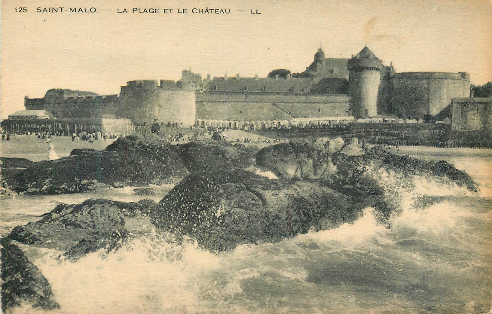 Saint-Malo — La plage et le château — LL