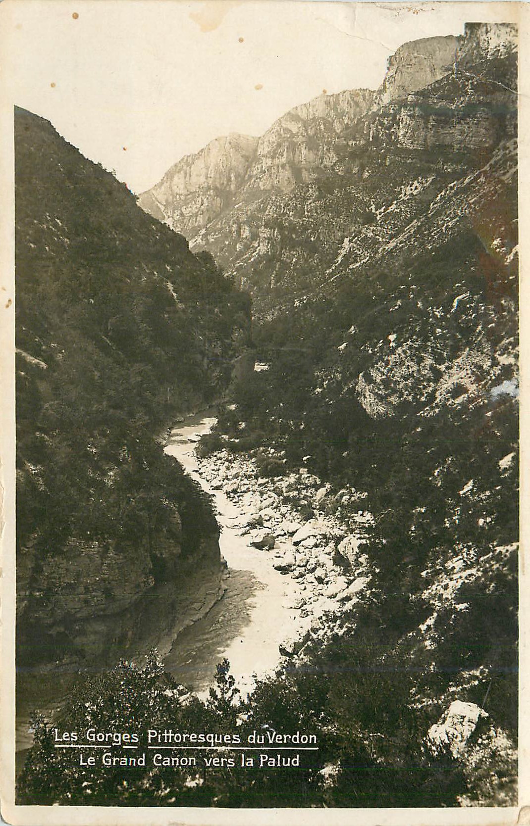 Les Gorges Pittoresques du Verdon — Le Grand Canyon vers la Palud