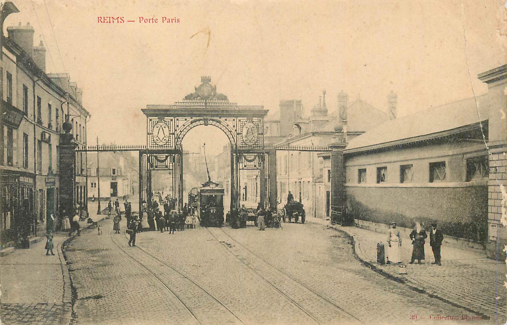 CPA Reims Porte Paris Tramway
