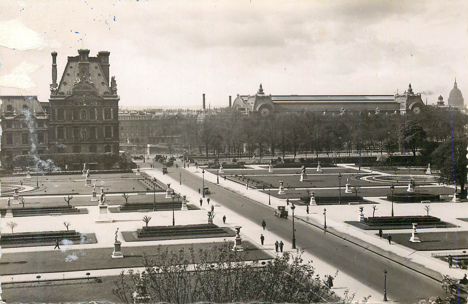 CPM Paris Les Tuileries