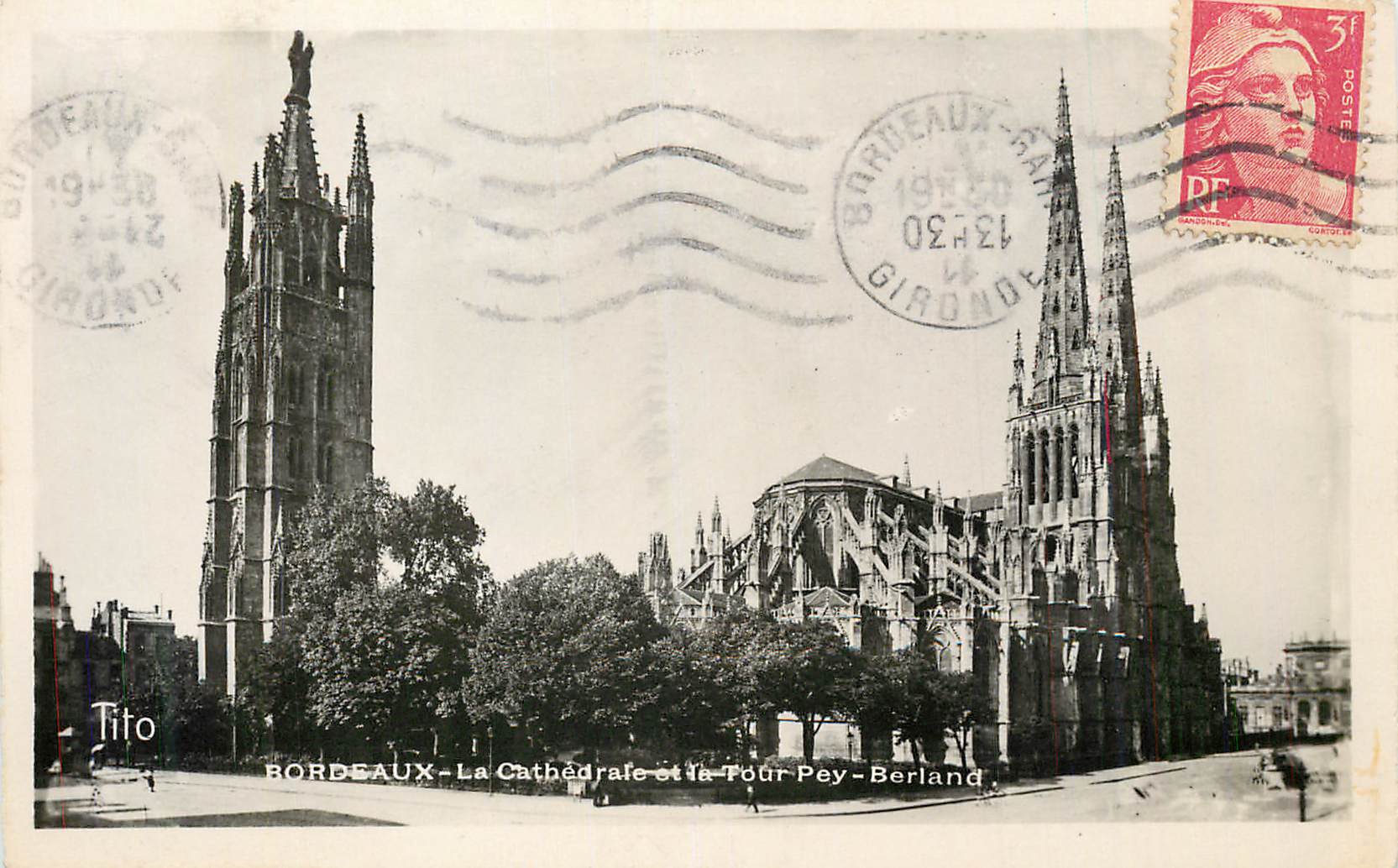 CPM Bordeaux La Cathedrale et la Tour Pey Berland