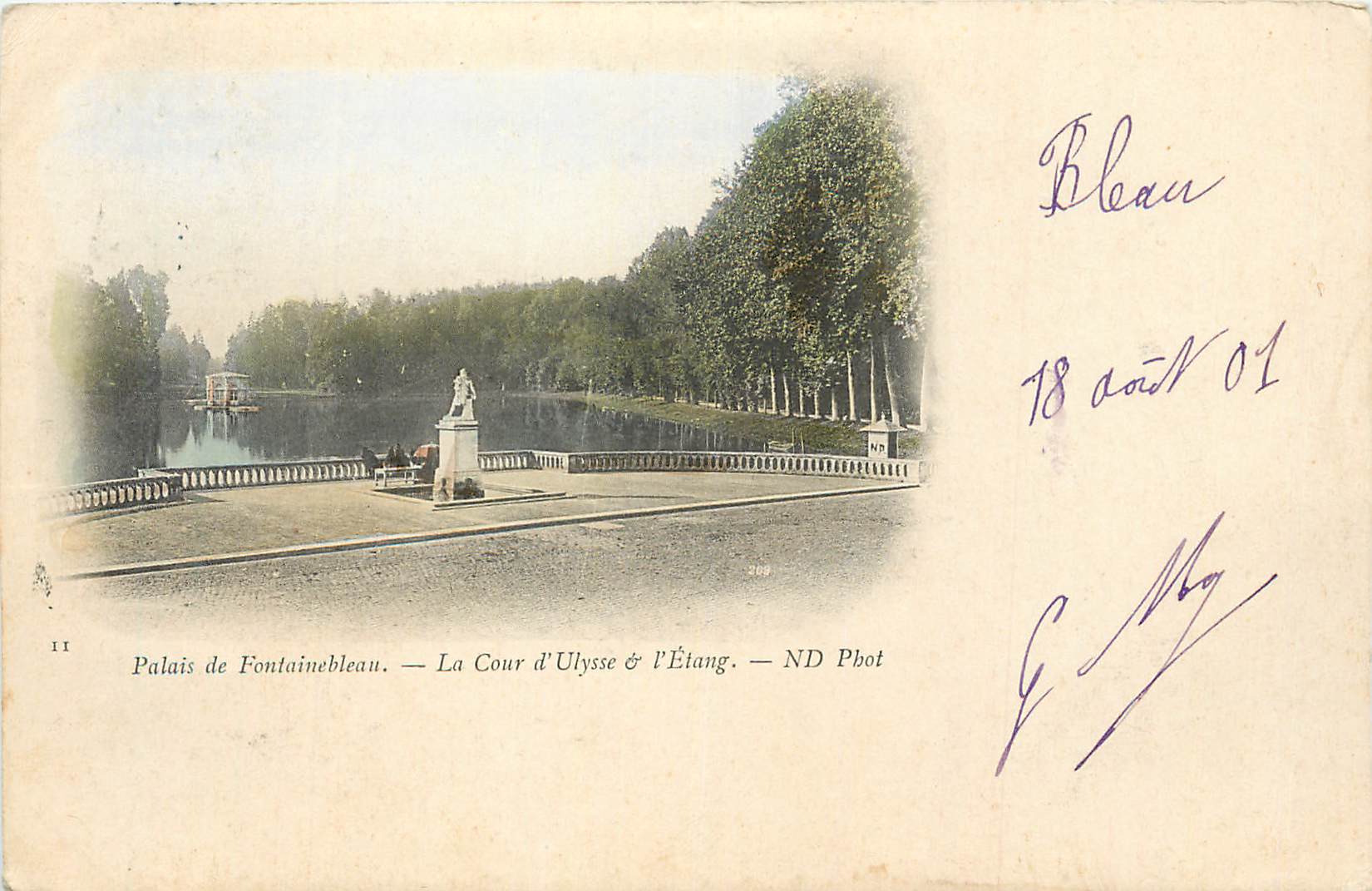 Palais de Fontainebleau — La Cour d'Ulysse & l'Étang — ND Phot