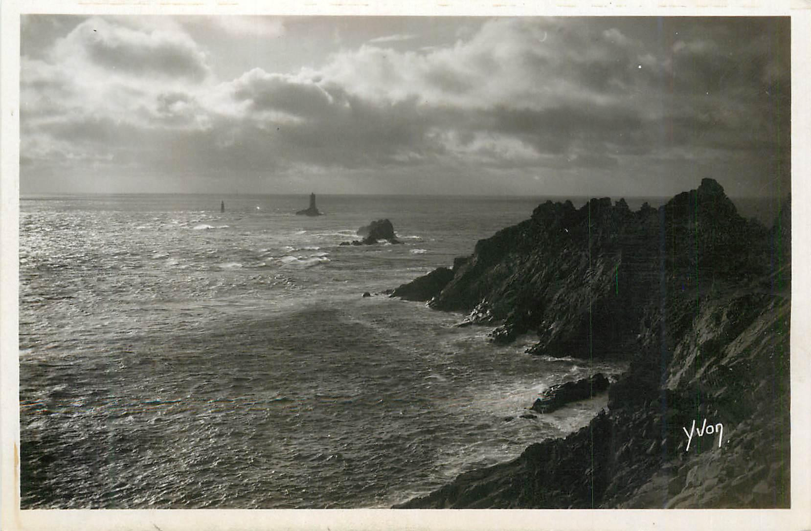 CPM Pointe du Raz (Finistere) La Douce France Extremite du Promontoire