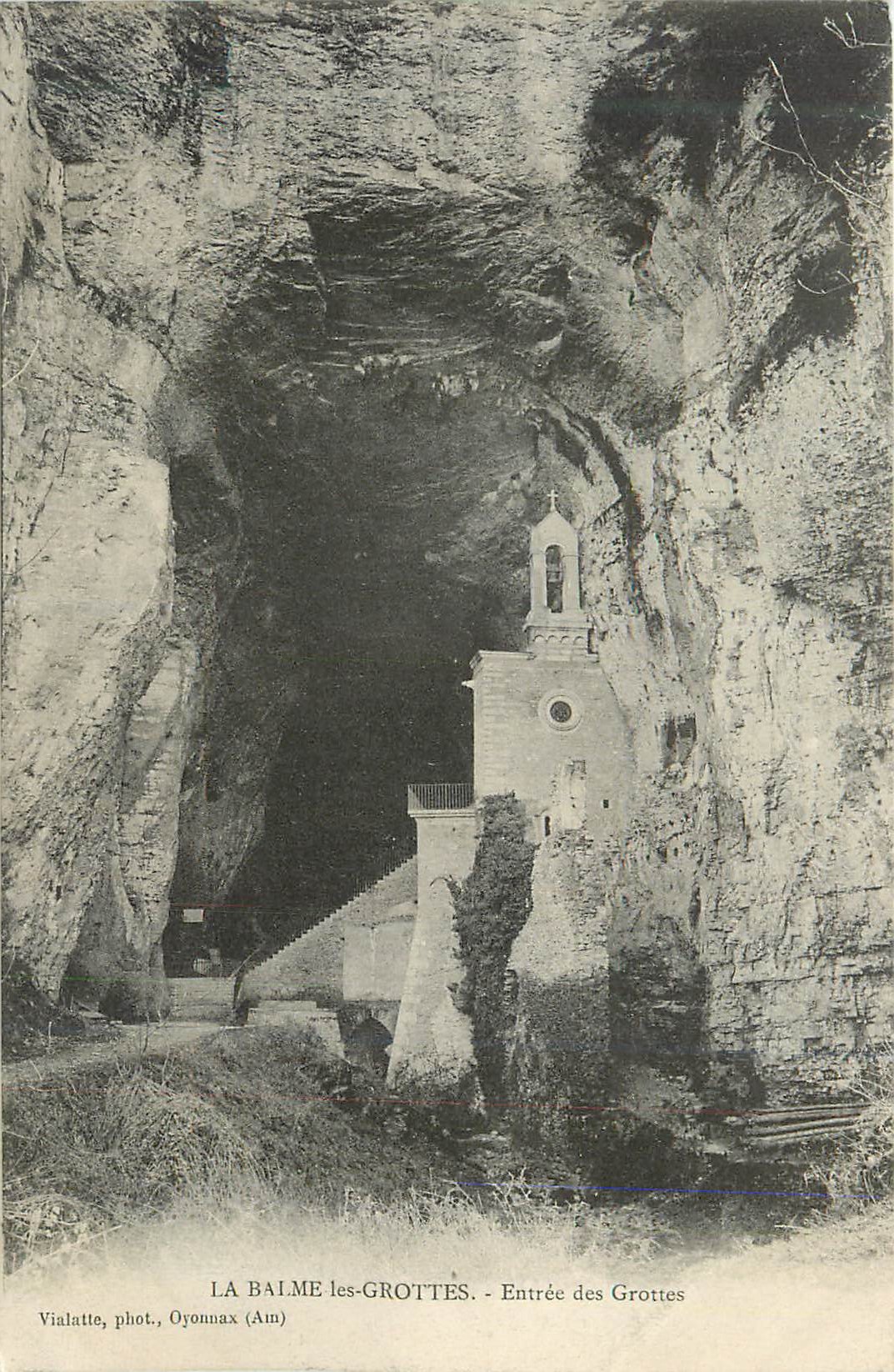 CPA La Balme les Grottes Entree des Grottes