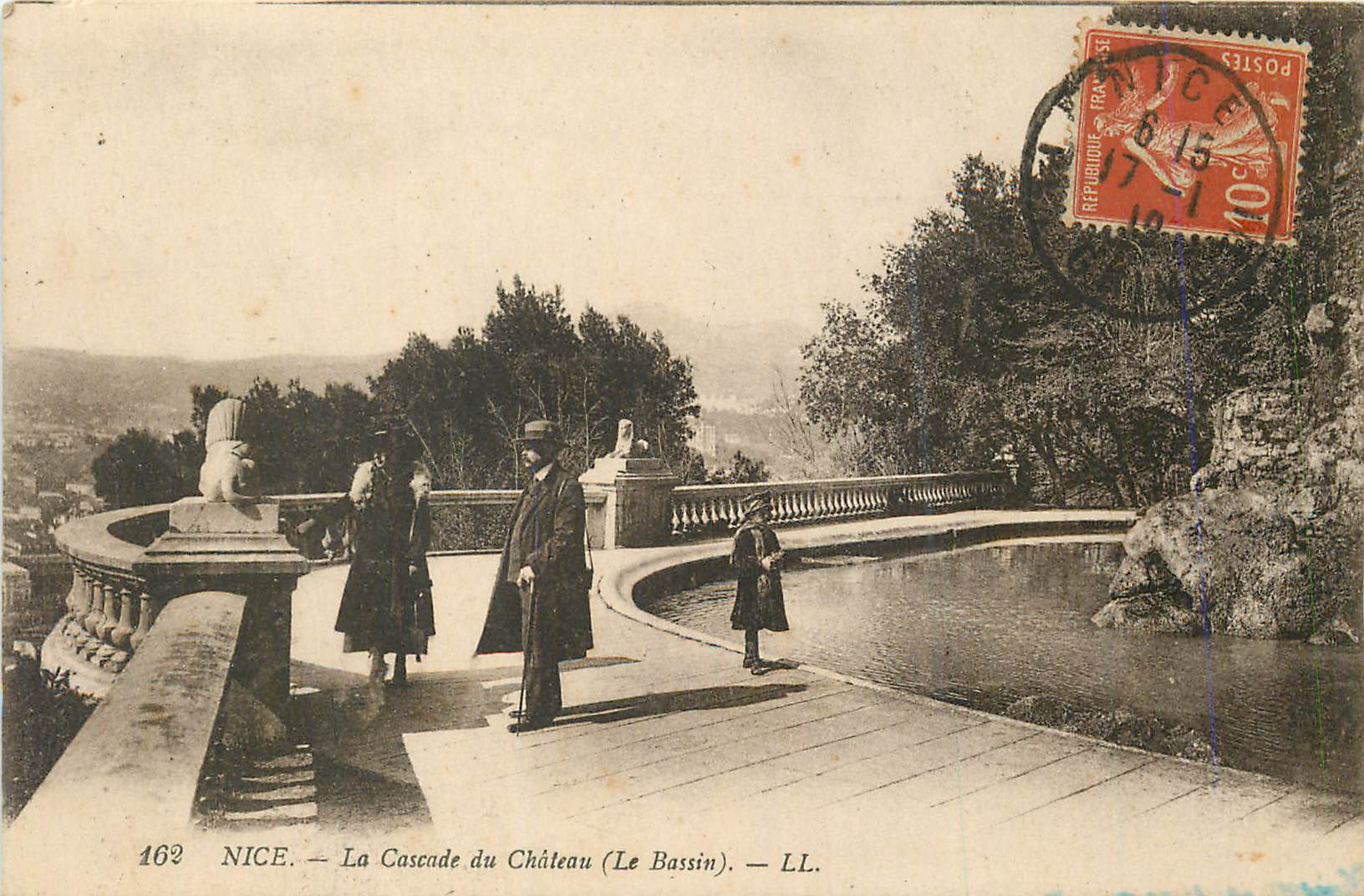 CPA Nice La Cascade du Chateau (Le Bassin)