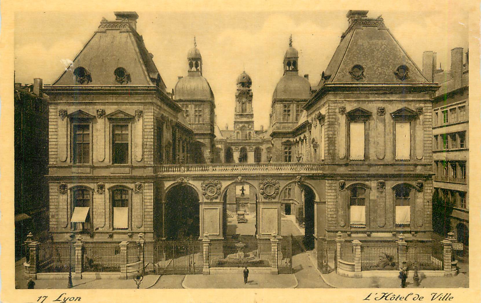 CPA Lyon L'Hotel de Ville