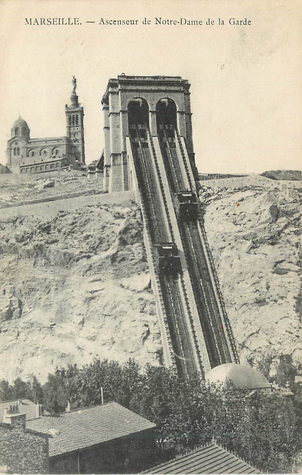 CPA Marseille Ascenseur de Notre Dame de la Garde