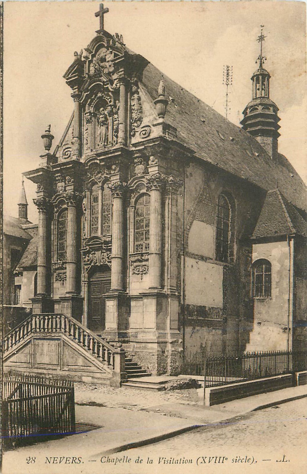 CPA Nevers Chapelle de la Visitation (XVIIIe Siecle)