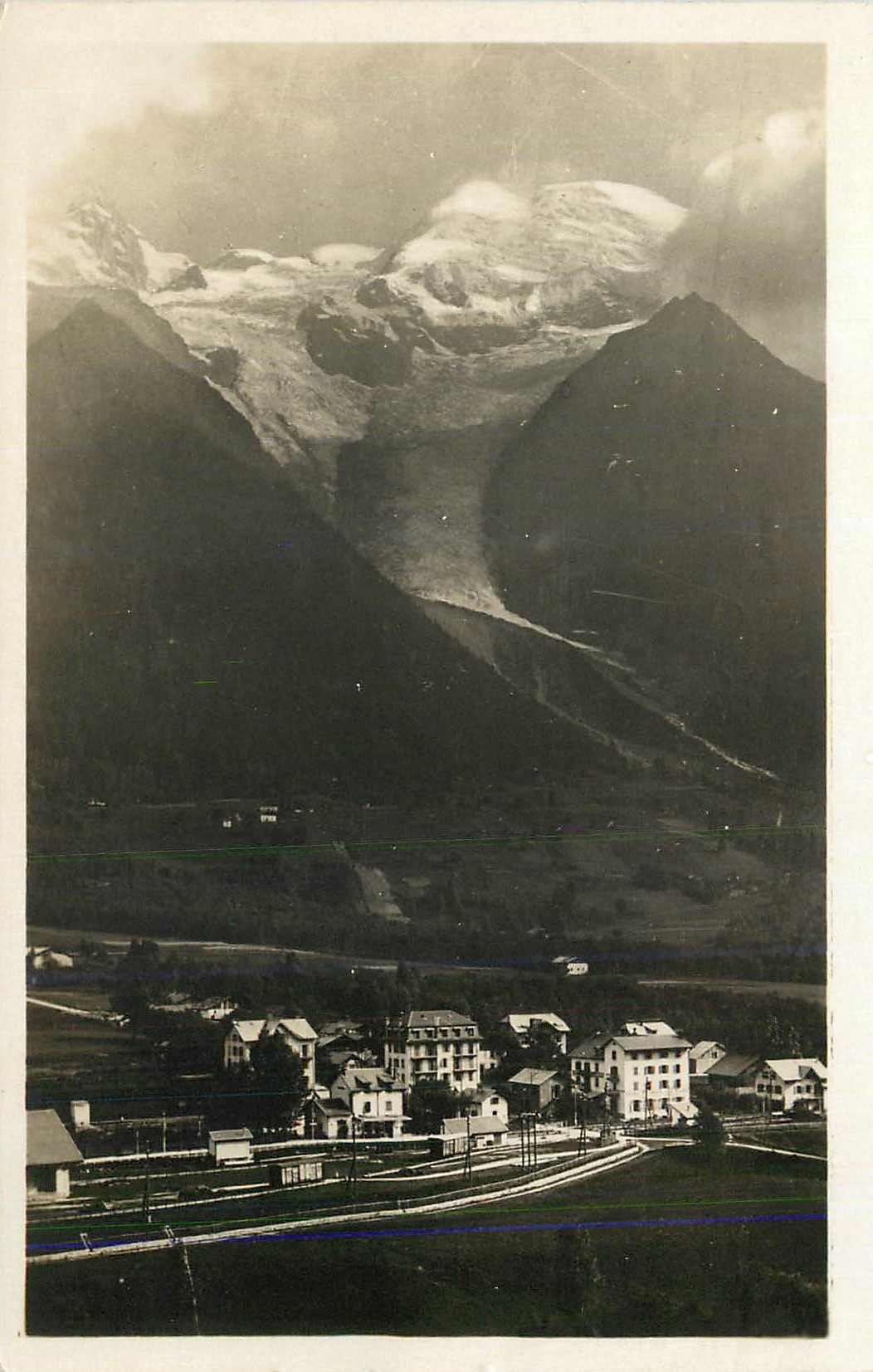 CPM Chamonix Le Village des Bossons Le Mont Blanc