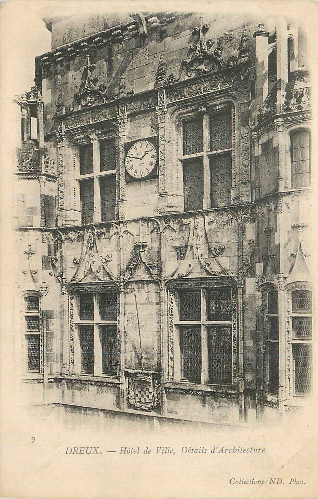 DREUX — Hôtel de Ville, Détails d'Architecture — Collections ND. Phot.