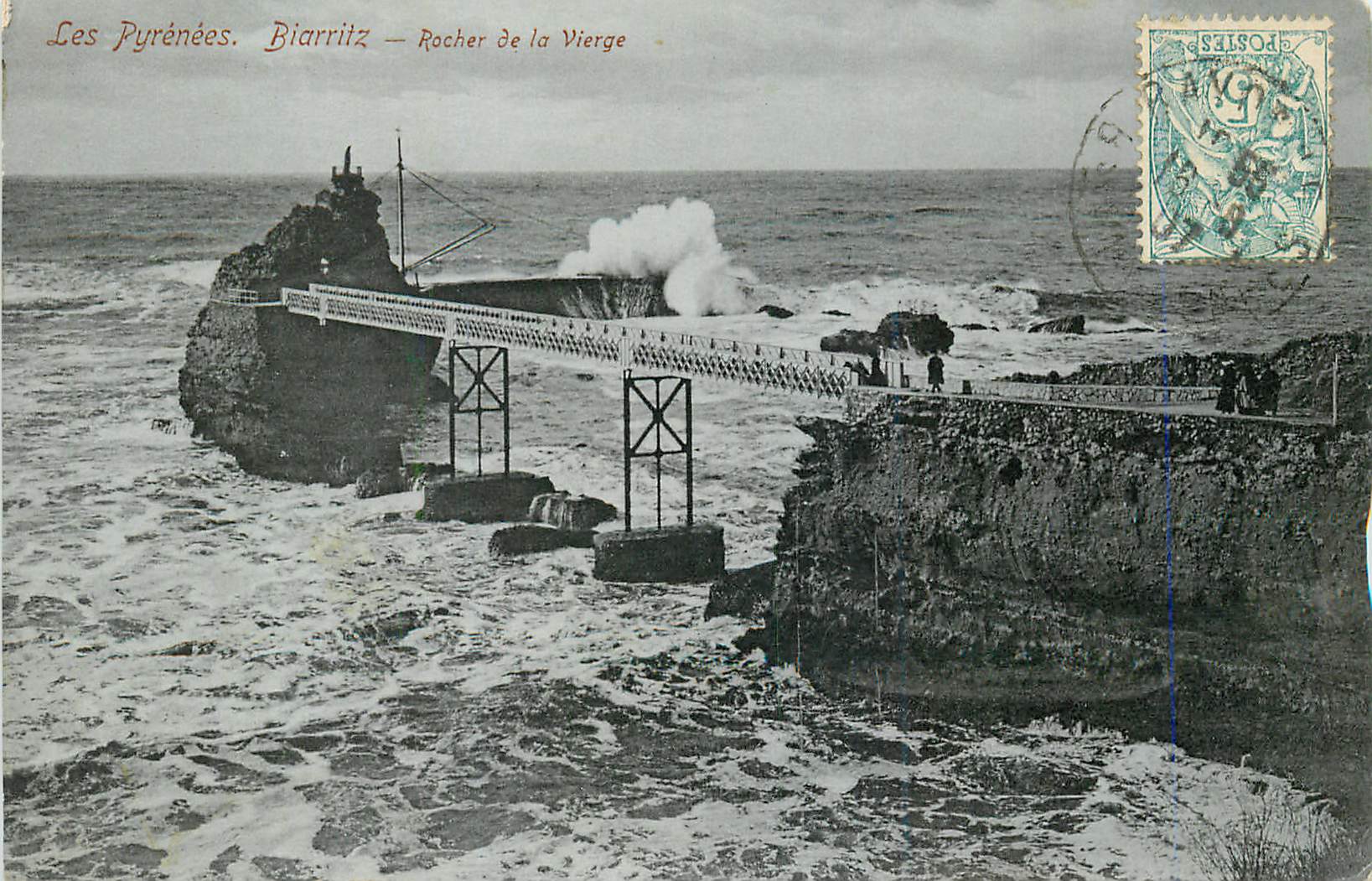Biarritz — Rocher de la Vierge — Les Pyrénées