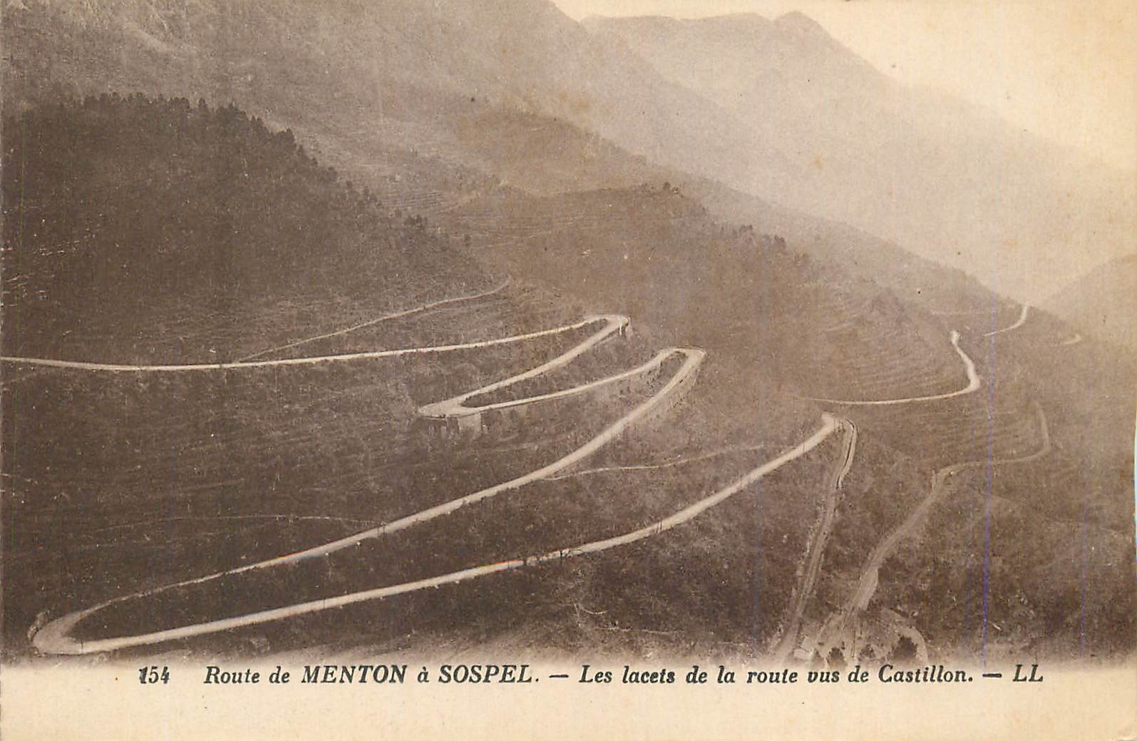 CPA Route de Menton a Sospel Les Lacets de la Route vus de Castillon