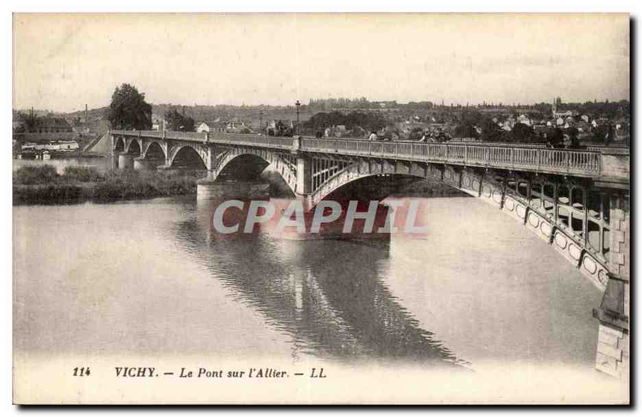 Vichy CPA Le pont sur l'Allier
