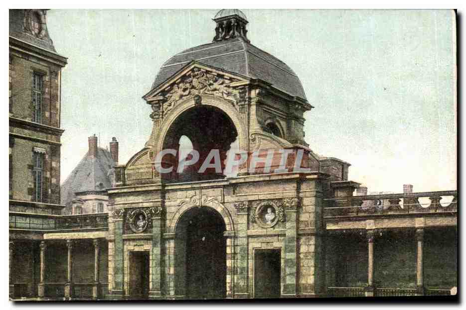 Portail du Palais de Justice de Paris — vue architecturale — éditeur AQUA PHOTO