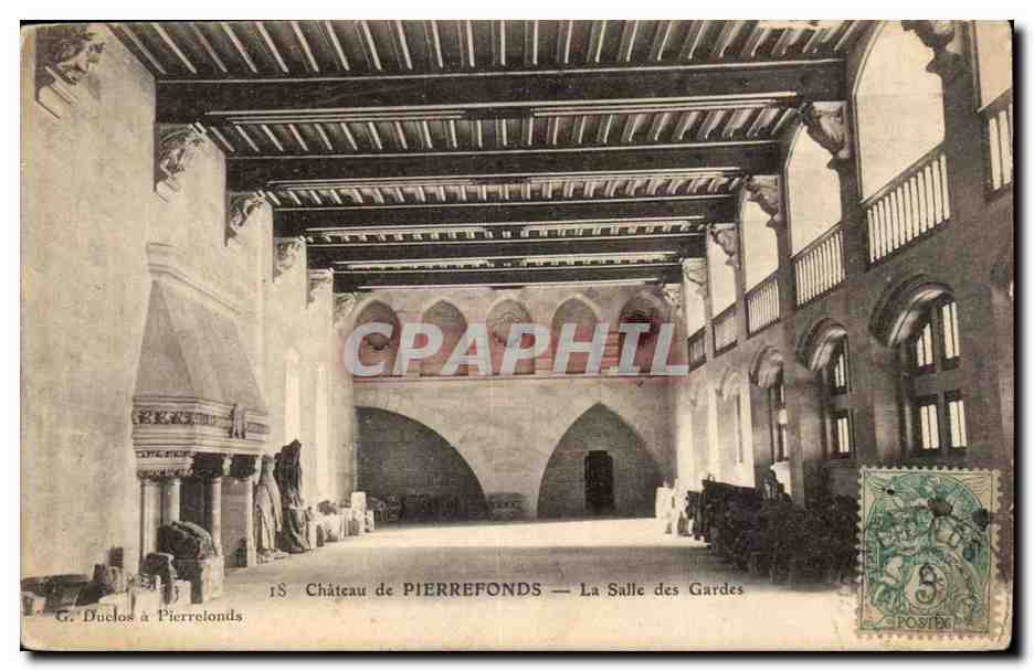 Château de PIERREFONDS — La Salle des Gardes — G. Duclos à Pierrefonds