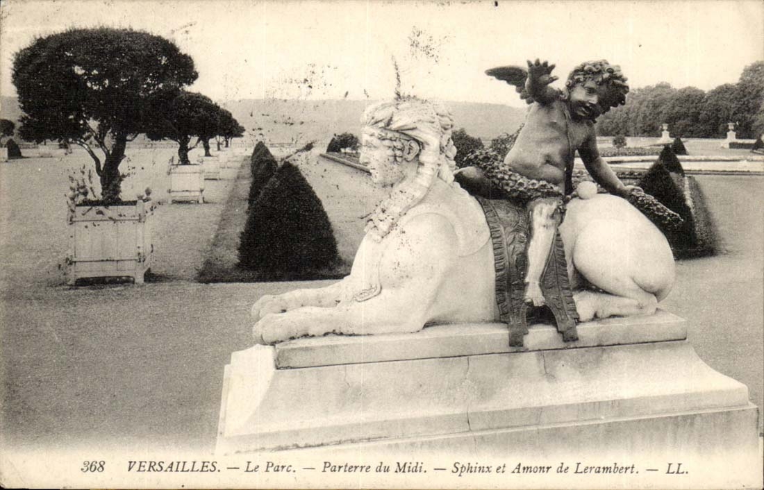 Versailles CPA Le parc Parterre du Midi Sphinx et amour de Lerambert