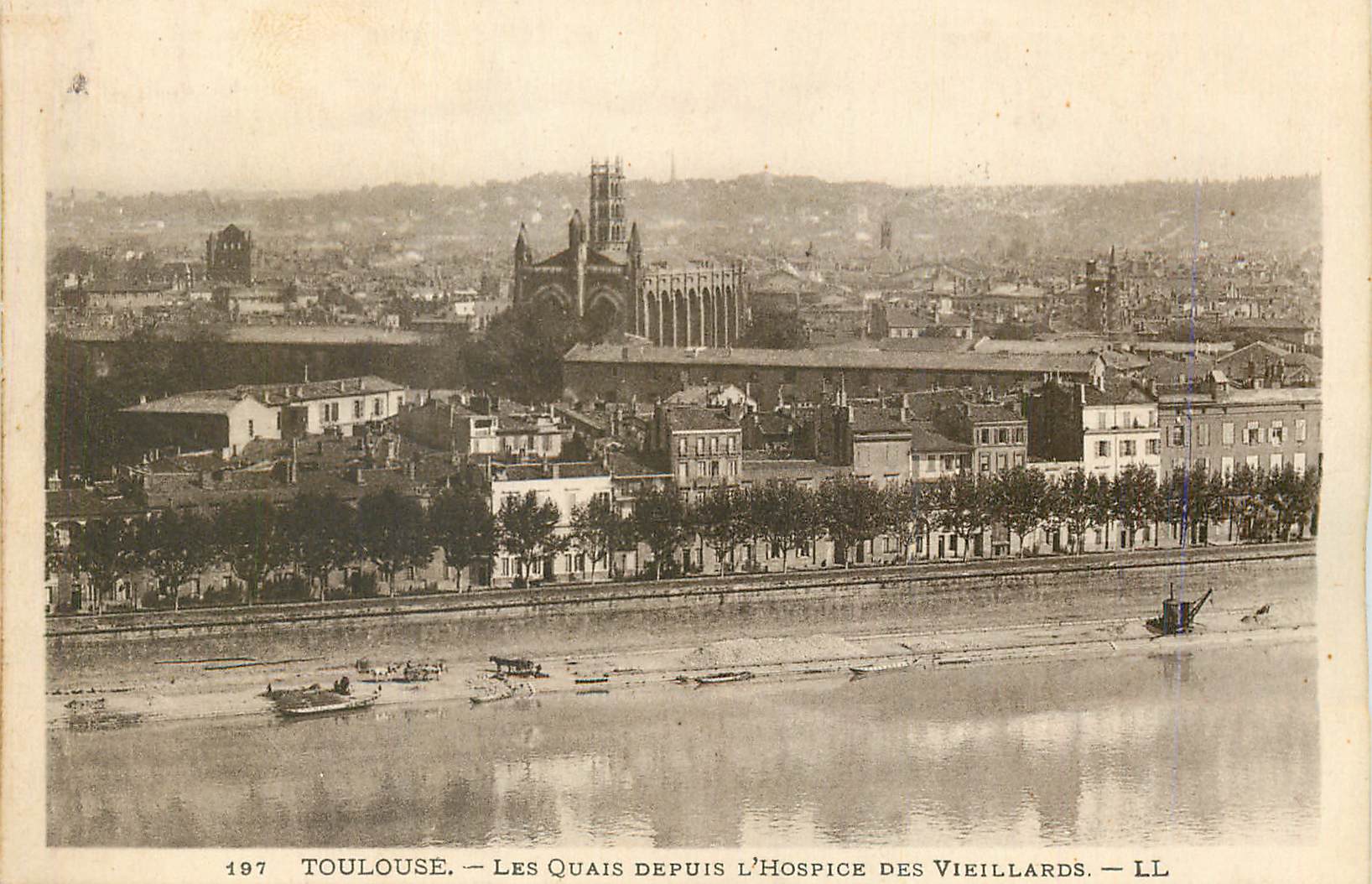 CPA Toulouse Les Quais depuis l'Hospice des Vieillards