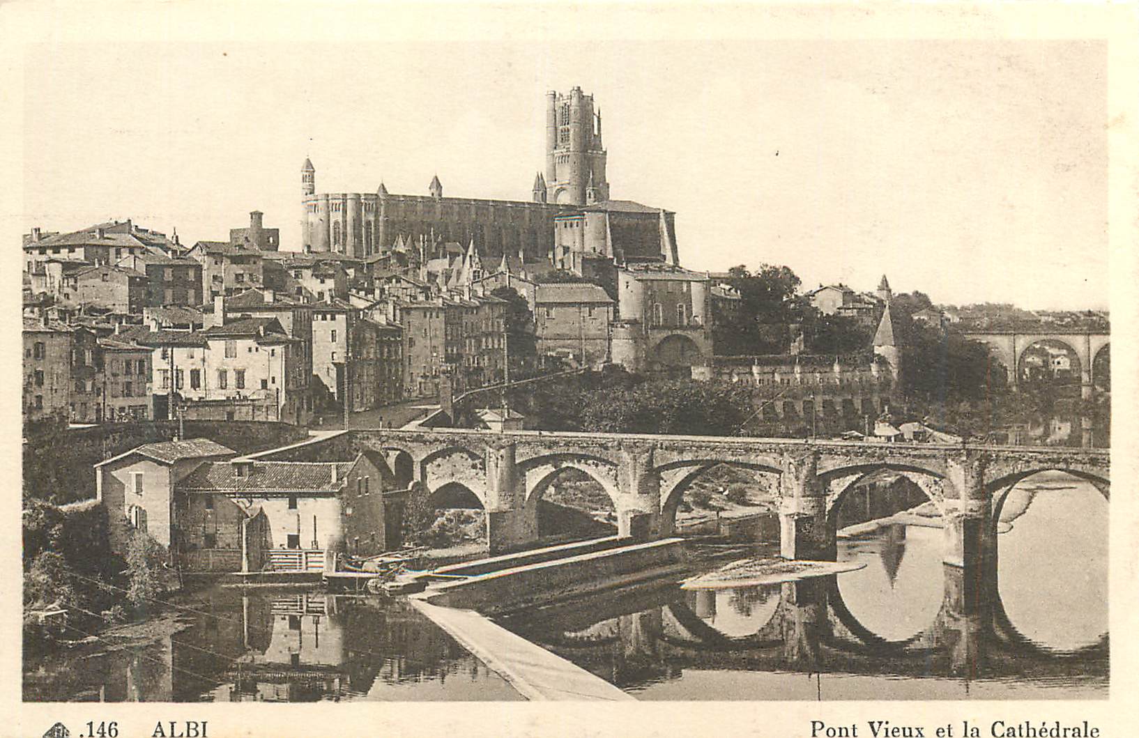 CPA Albi Pont Vieux et la Cathedrale