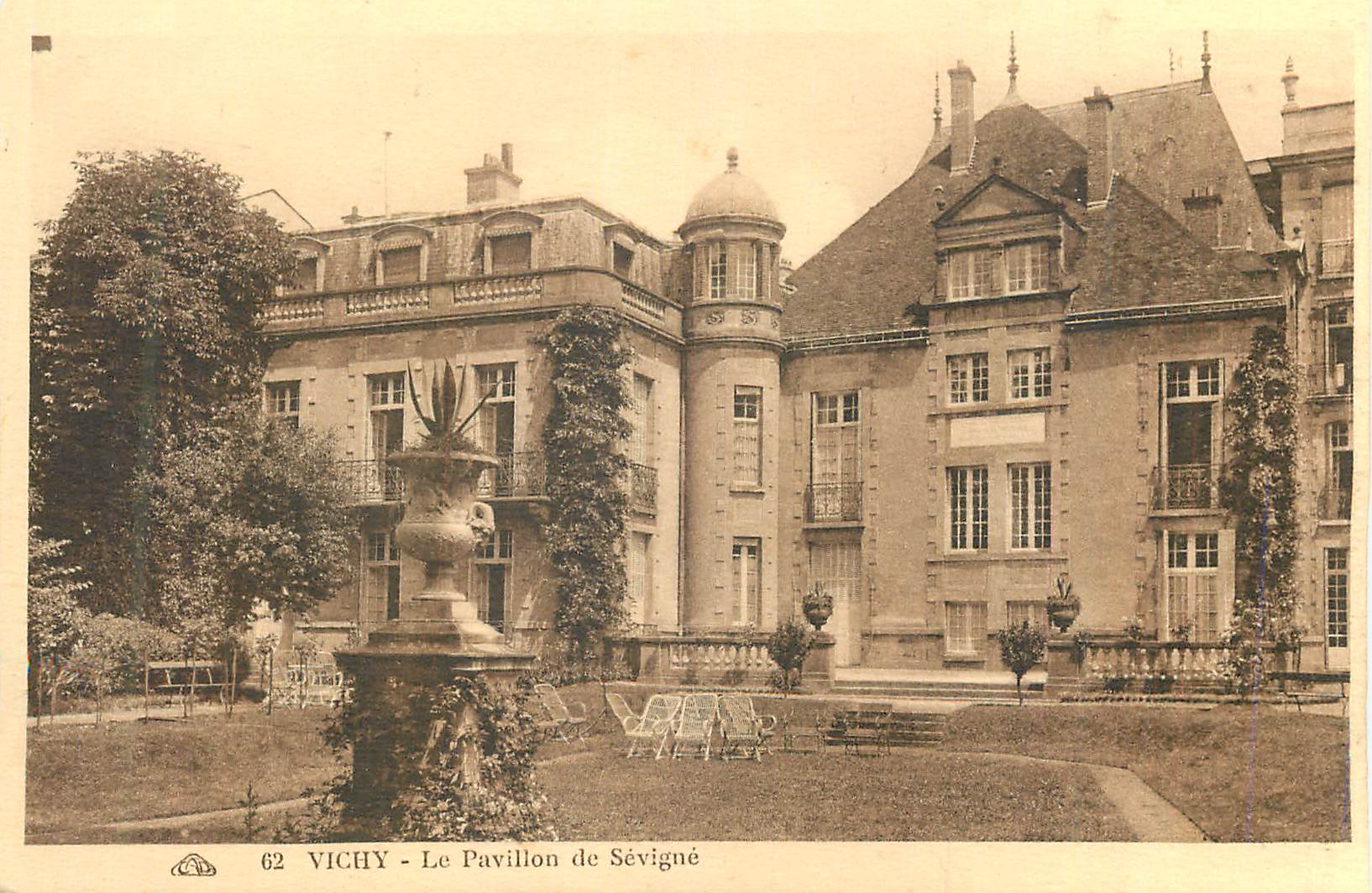 CPA Vichy Le Pavillon de Sevigne