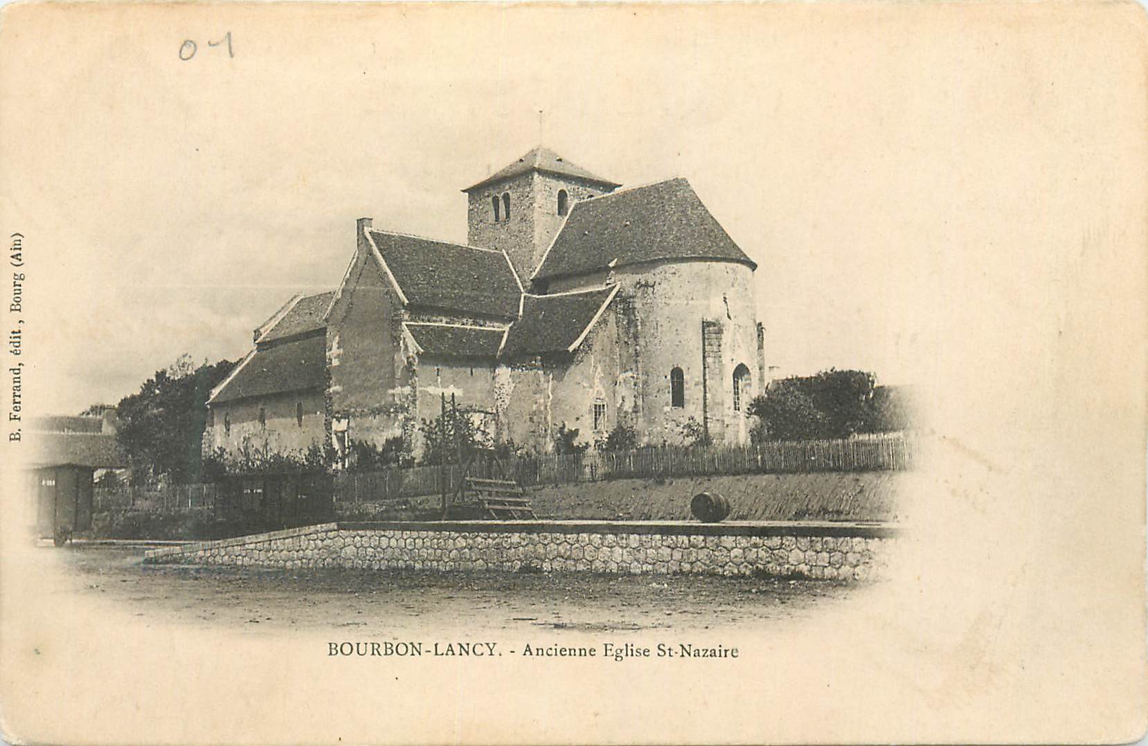 CPA Bourbon Lancy Ancienne Eglise St Nazaire
