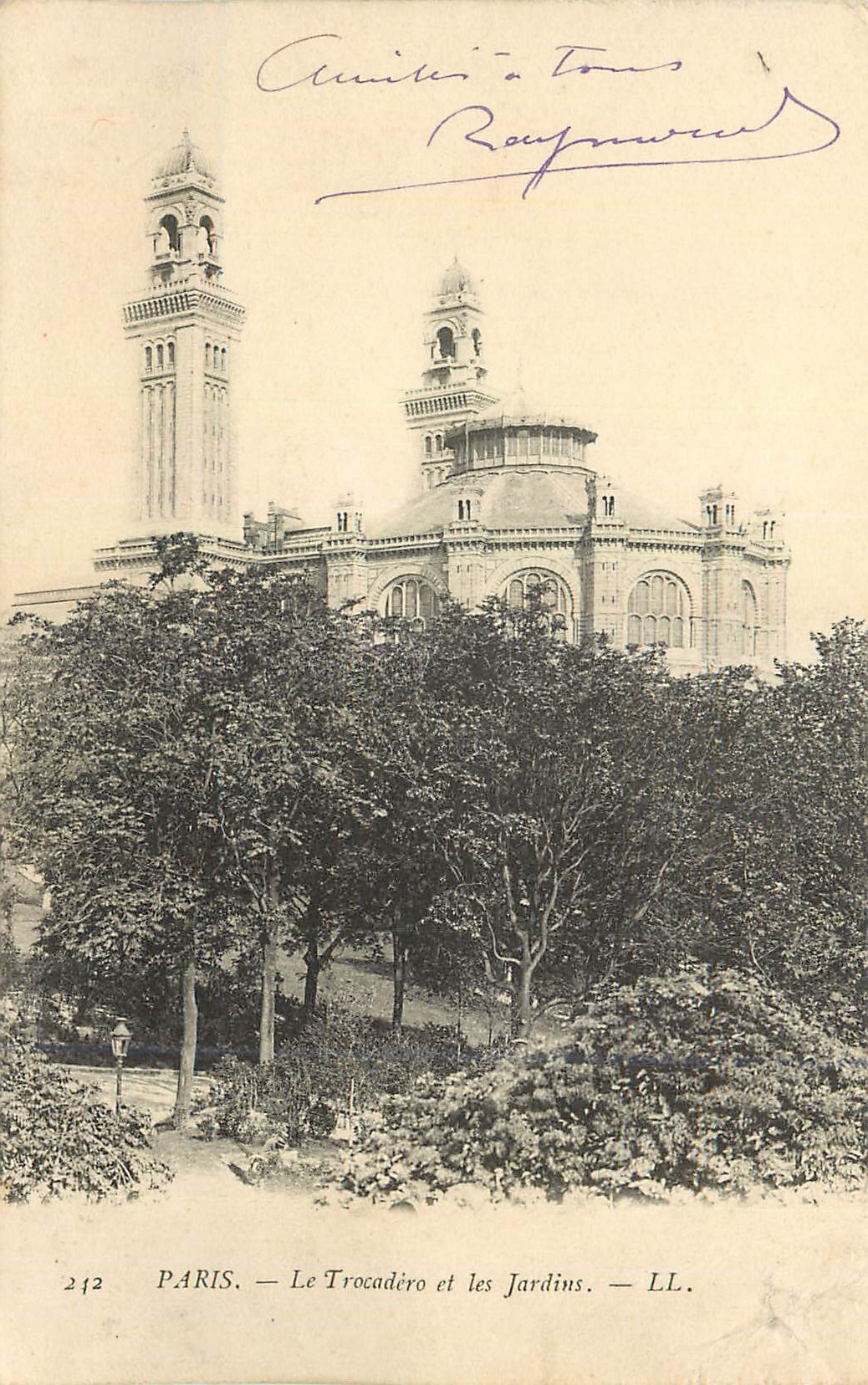 CPA Paris Le Trocadero et les Jardins