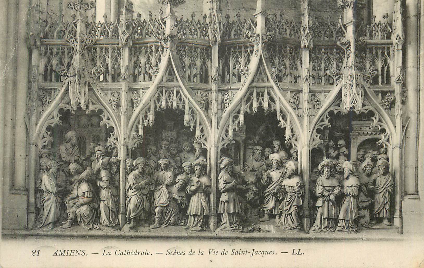 CPA Amiens La Cathedrale Scenes de la Vie de Saint Jacques