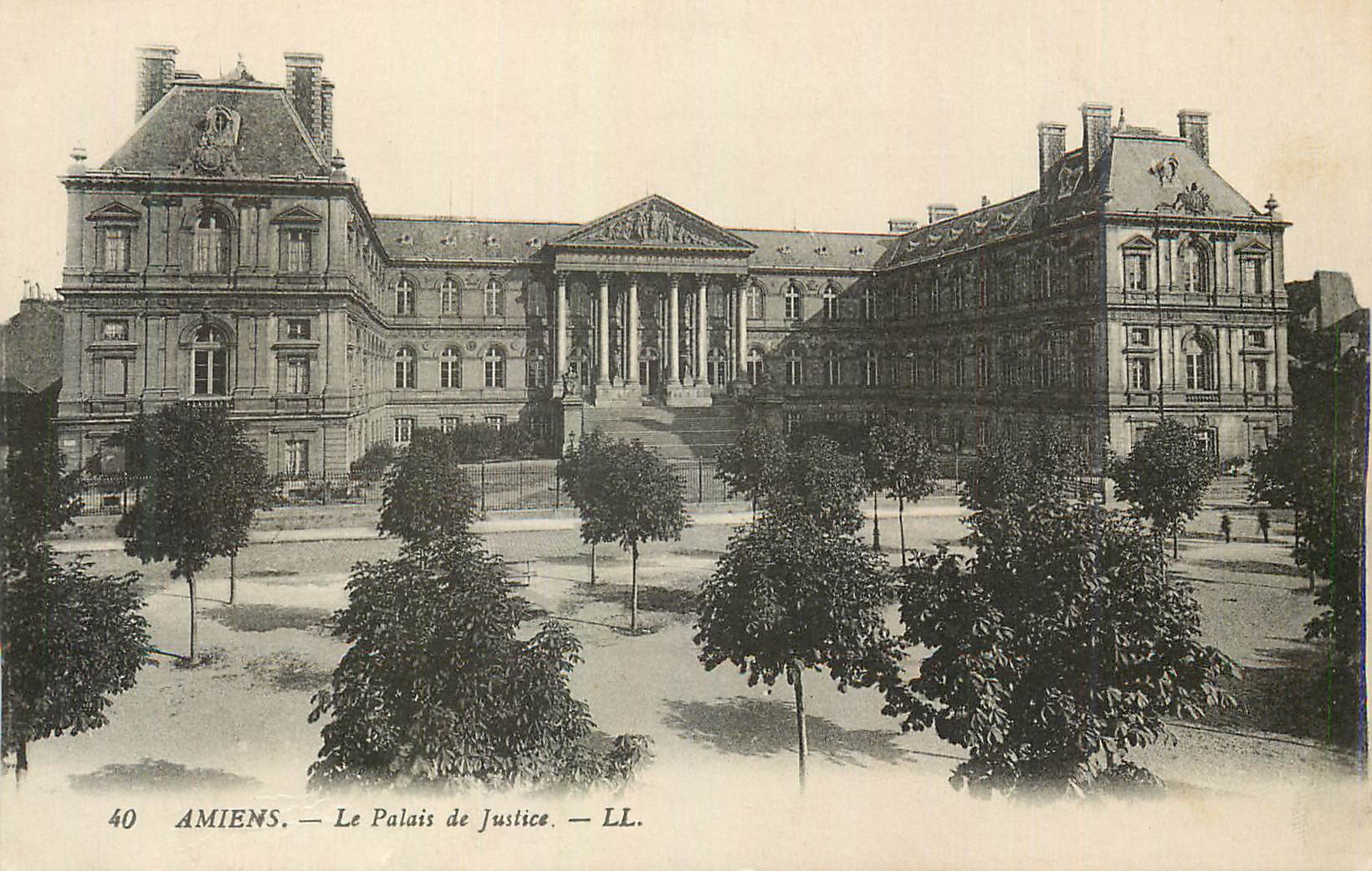 CPA Amiens Palais de Justice