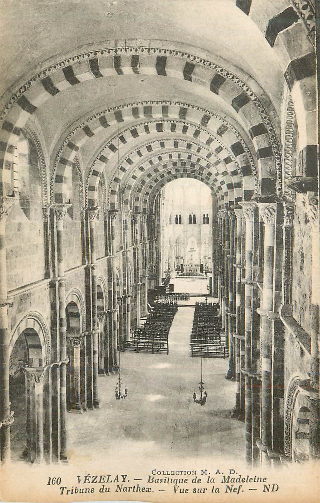 CPA Vezelay Basilique de la Madeleine Tribune du Narthex vue sur la Nef