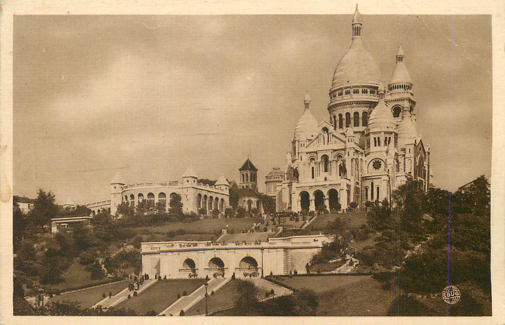 CPA Paris Le Basilique du Sacre Coeur