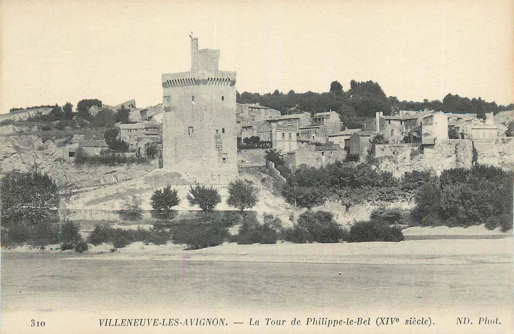 CPA Villeneuve les Avignon La Tour de Philippe le Bel (XIVe Siecle)