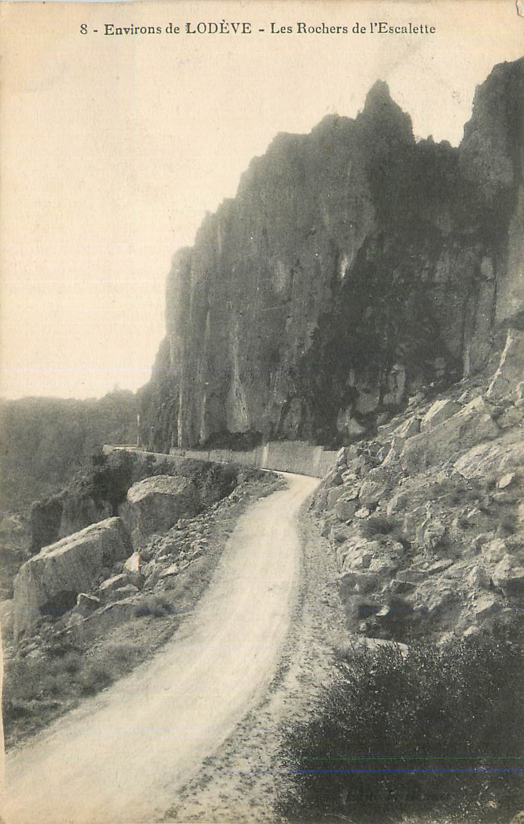 CPA Environs de Lodeve Les Rochers de l'Escalette