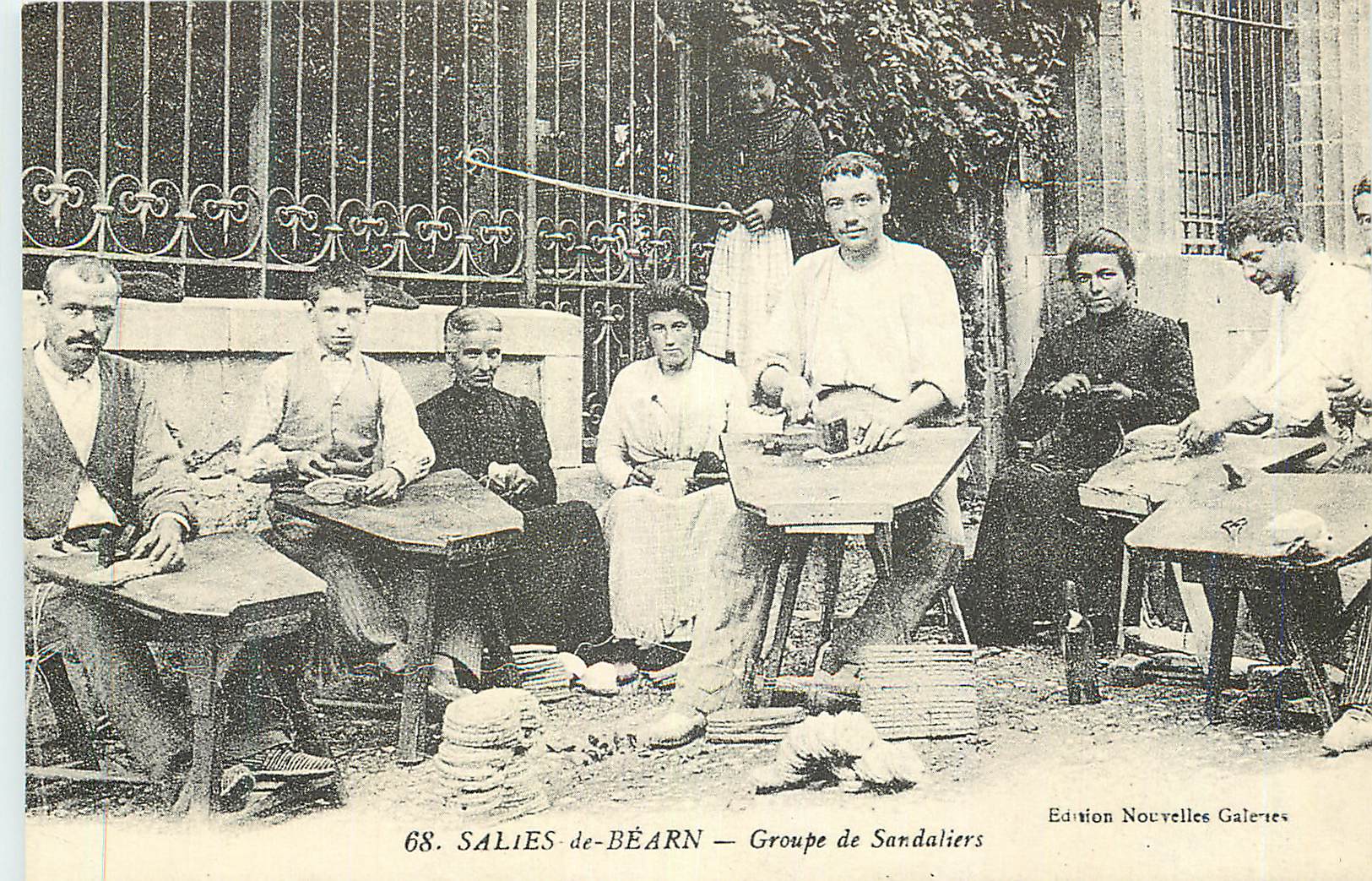 REPRO Salies de Bearn Groupe de Sandaliers