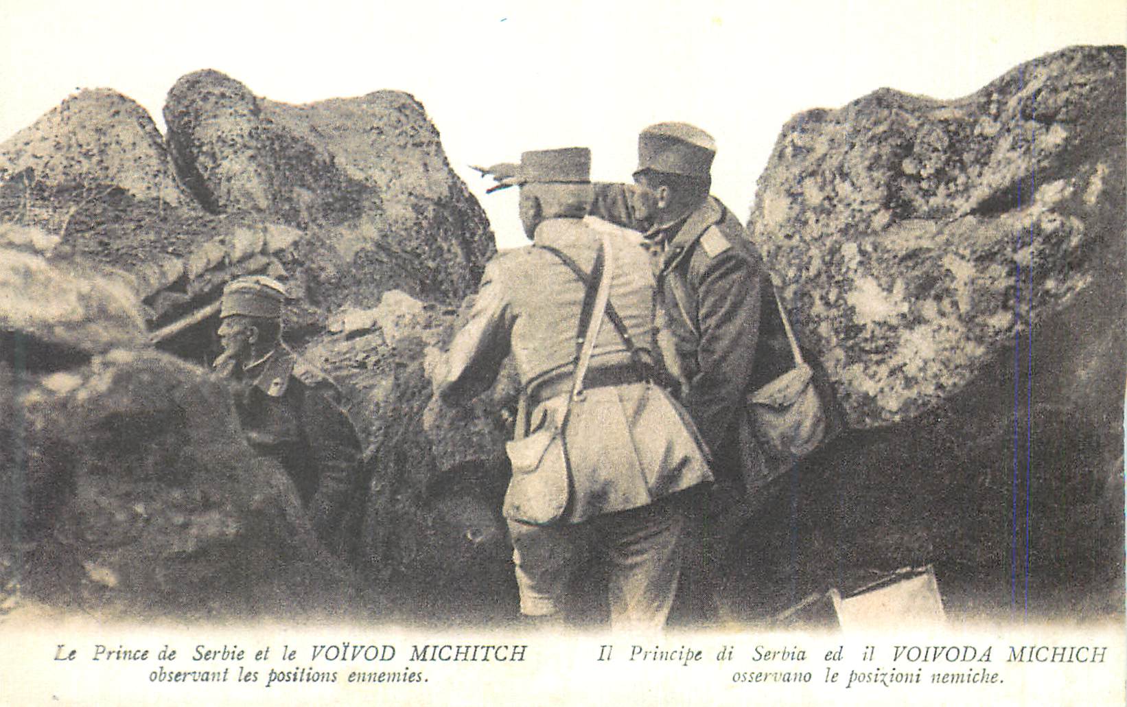 Le Prince de Serbie et le VOÏVOD MICHITCH observant les positions ennemies — texte bilingue français/italien