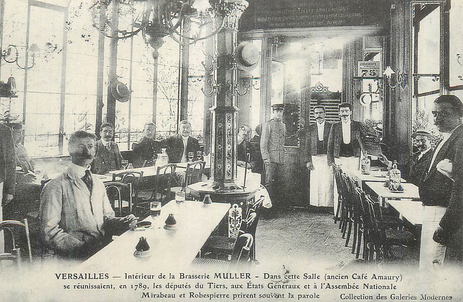 Versailles — Intérieur de la Brasserie Muller — Dans cette Salle (ancien Café Amaury) se réunissaient, en 1789, les députés du Tiers, aux États Généraux et à l'Assemblée Nationale