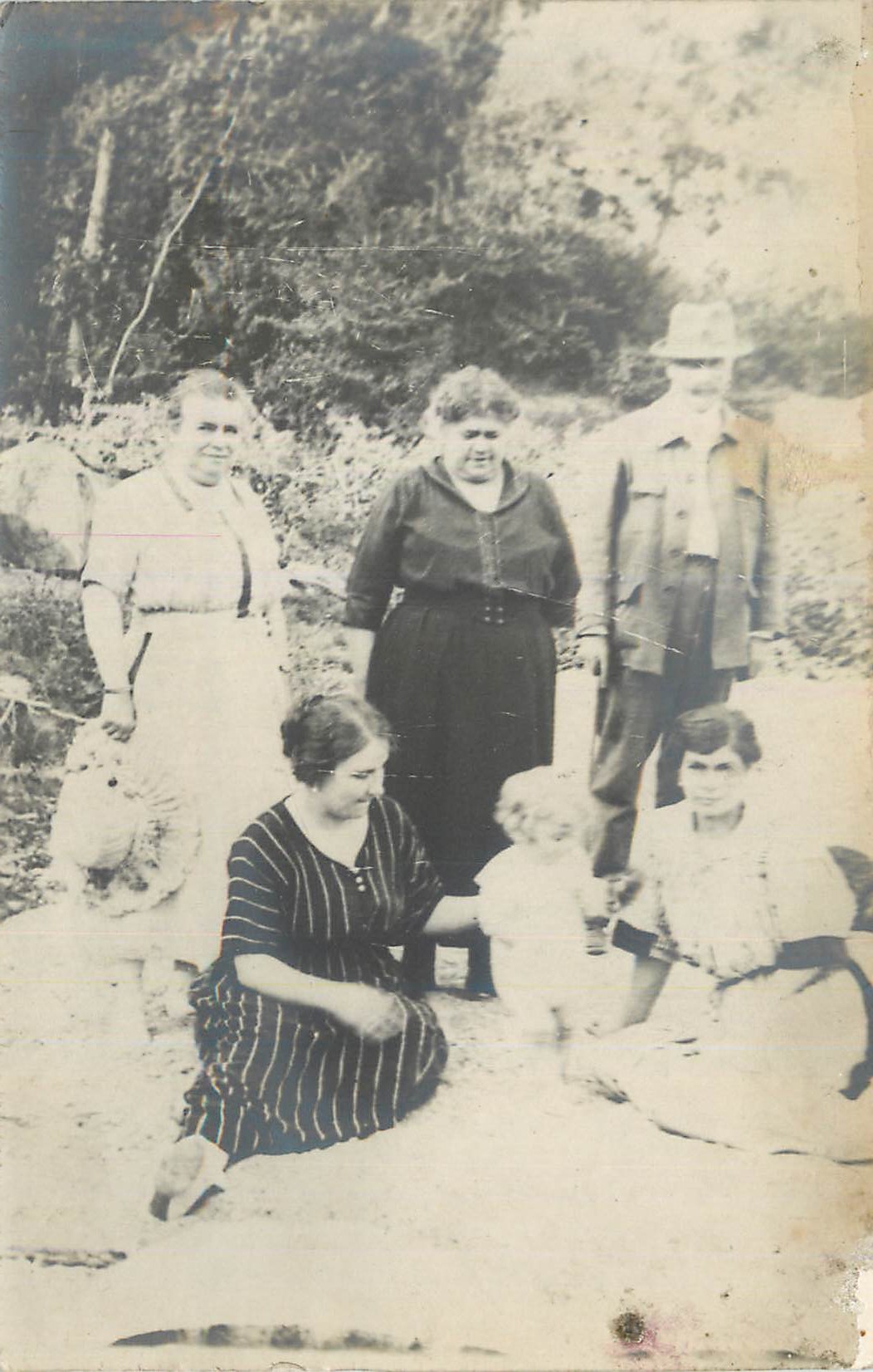 CARTE PHOTO Femmes Enfant