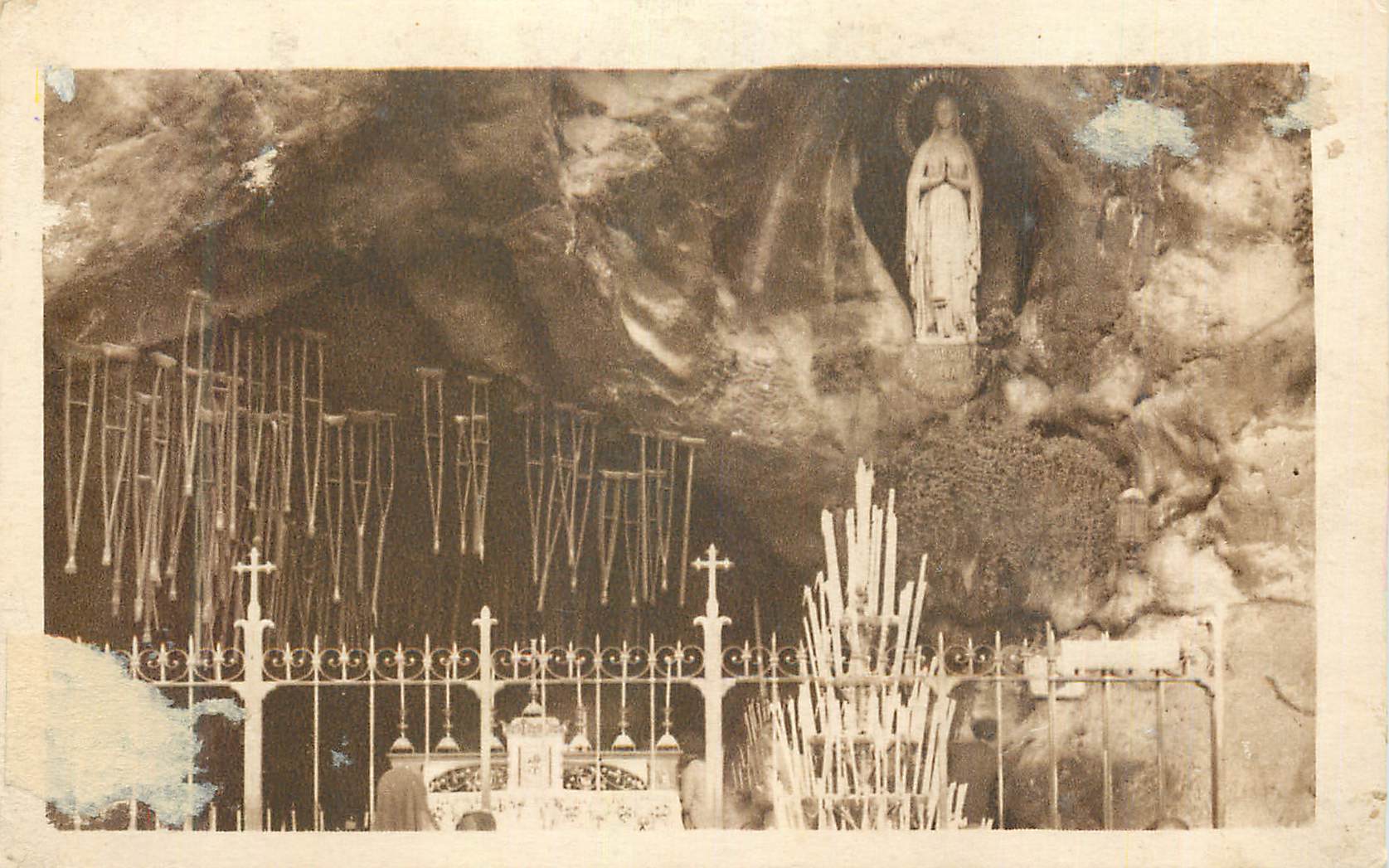 CPA Lourdes La Grotte Miraculeuse