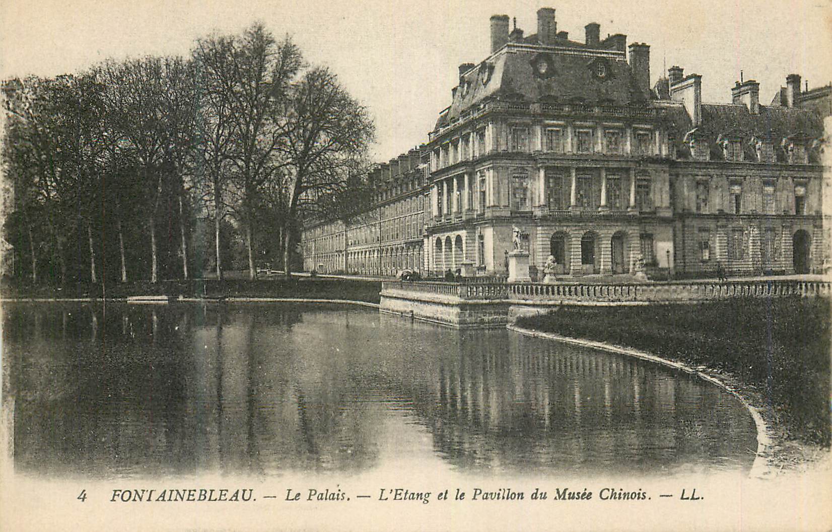 Fontainebleau — Het Paleis, Het Meer en het Paviljoen van het Chinese Museum — LL.
